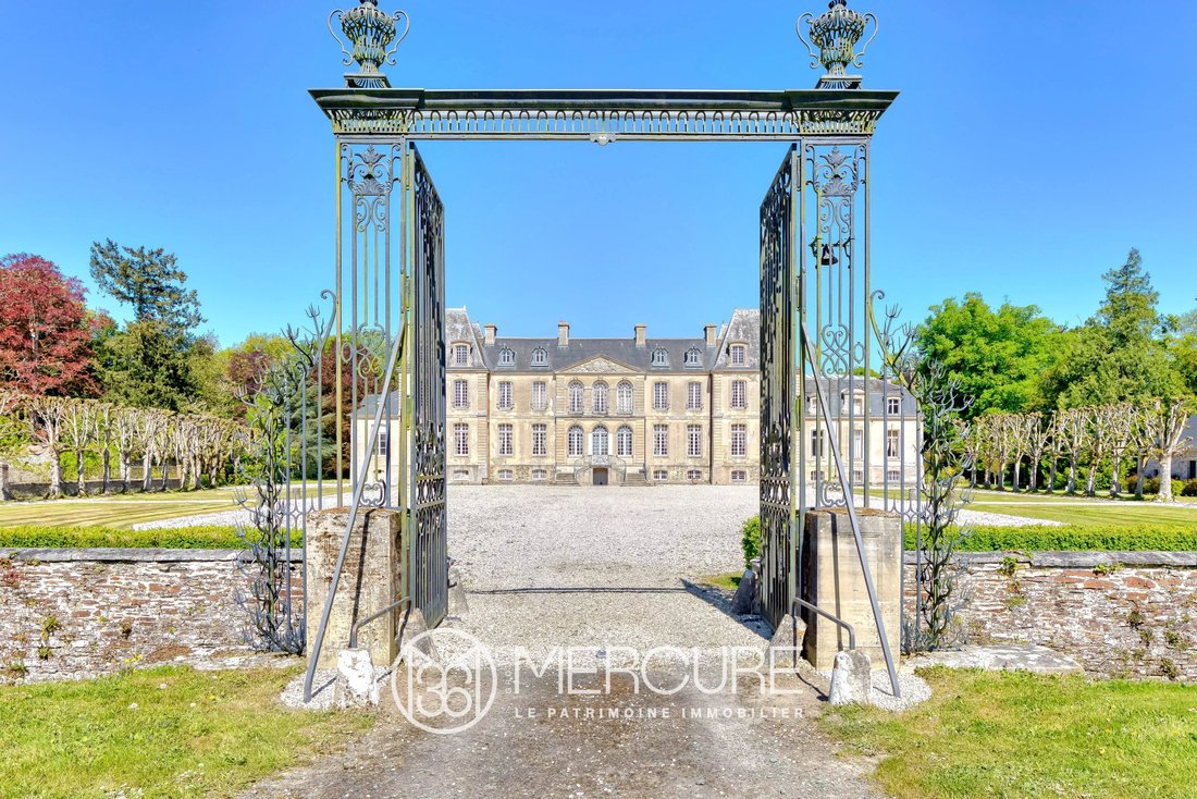 Proximity Bayeux Elegant 18th Century Chateau With 60 Ha Park