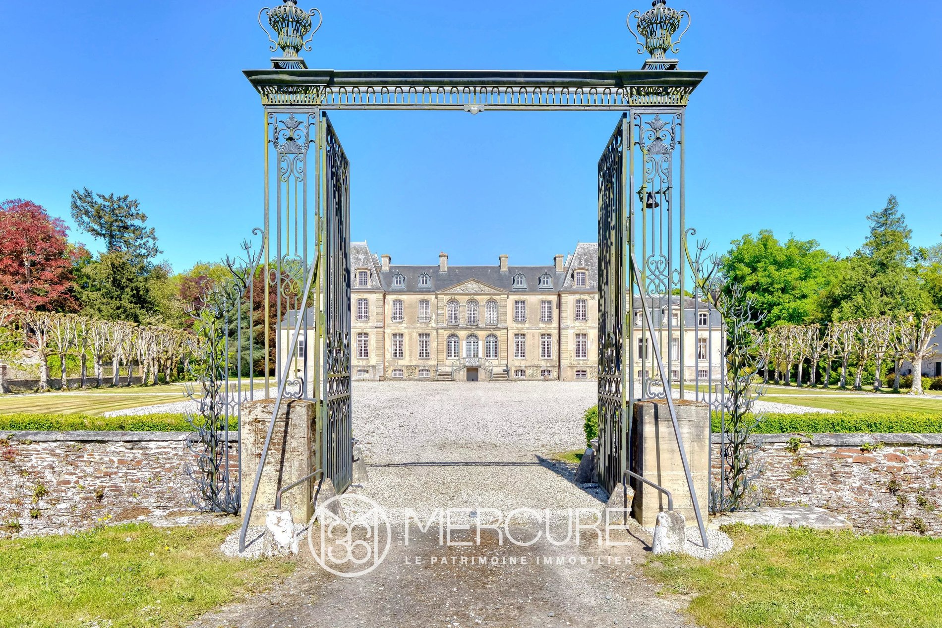 Proximity Bayeux Elegant 18th Century Chateau With 60 Ha Park