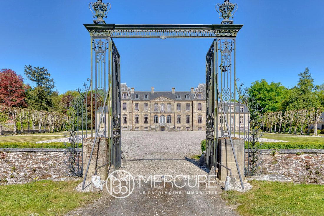 Castle in Bayeux, Normandy, France 2 - 15608082