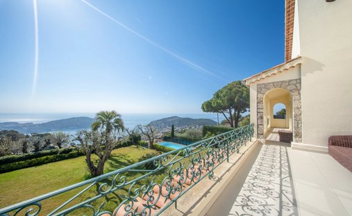 Villa in Nice, Provence-Alpes-Côte d'Azur, France 1
