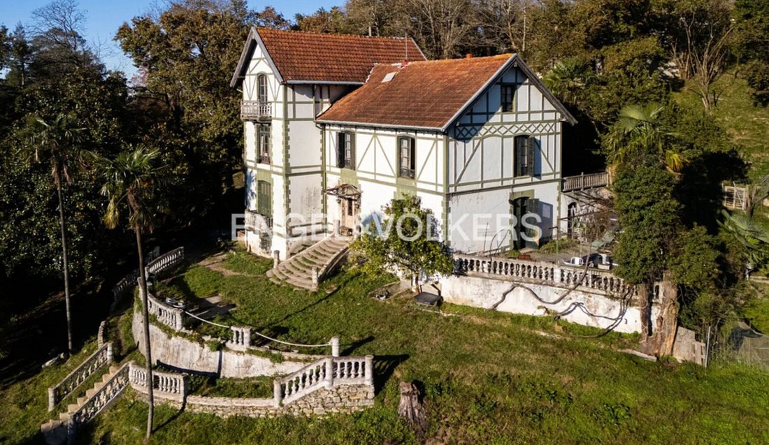 Villa in Centro, Donostia-San Sebastian, Spain 2 - 15016517