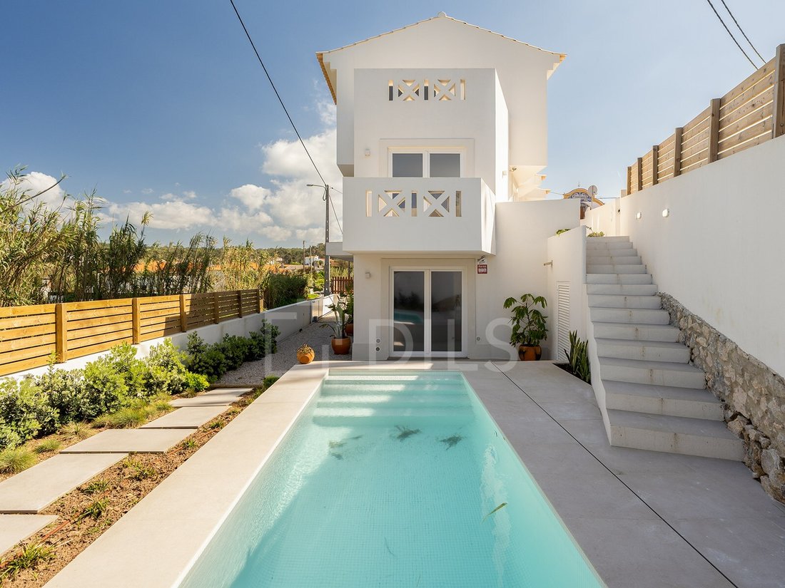 House in Colares, Lisbon, Portugal 2 - 16372970