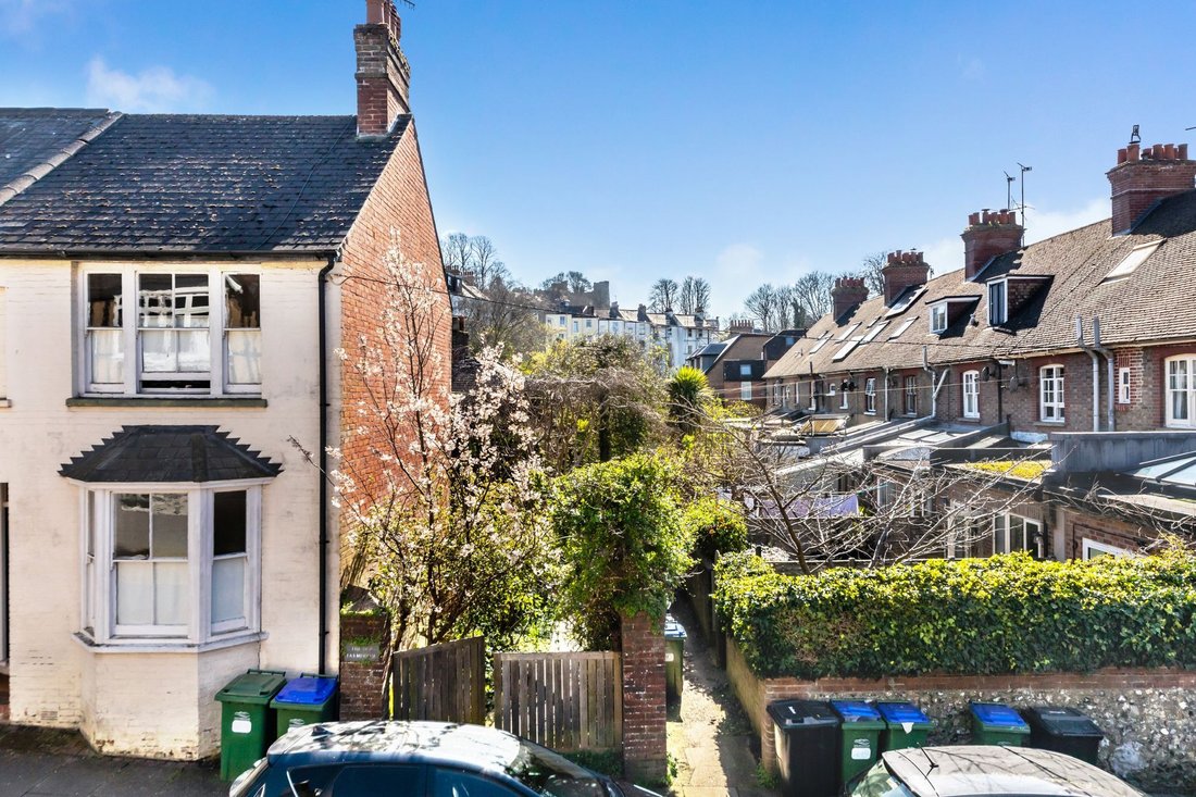 House in Lewes, England 4 - 17471751
