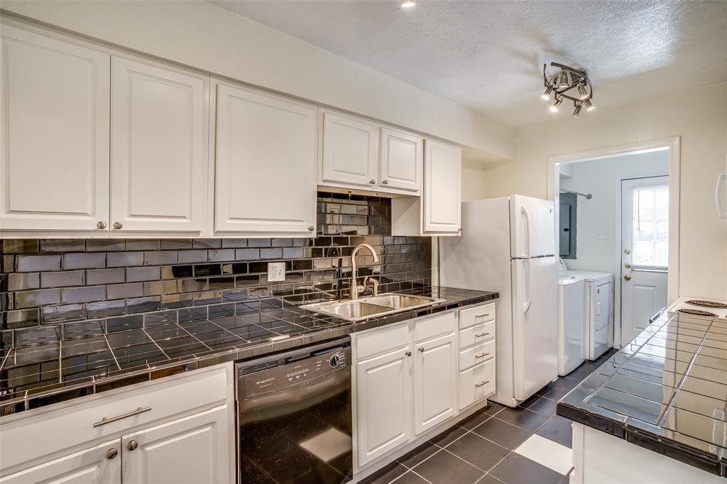 Condo in University Park, Texas, United States 4 - 17470822