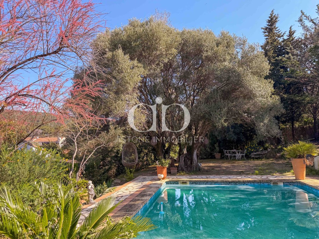House in Ceyreste, Provence-Alpes-Côte d'Azur, France 1 - 16772557