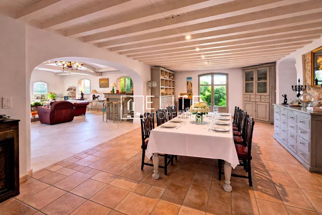 House in Grasse, Provence-Alpes-Côte d'Azur, France 5 - 17472085