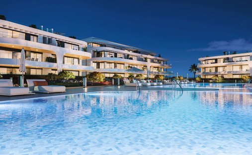 Wohnung in Estepona, Andalusien, Spanien 1
