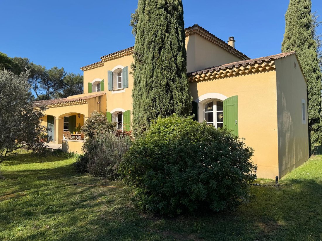 Villa in Zone Rurale Sud, Carpentras, France 1 - 16197567