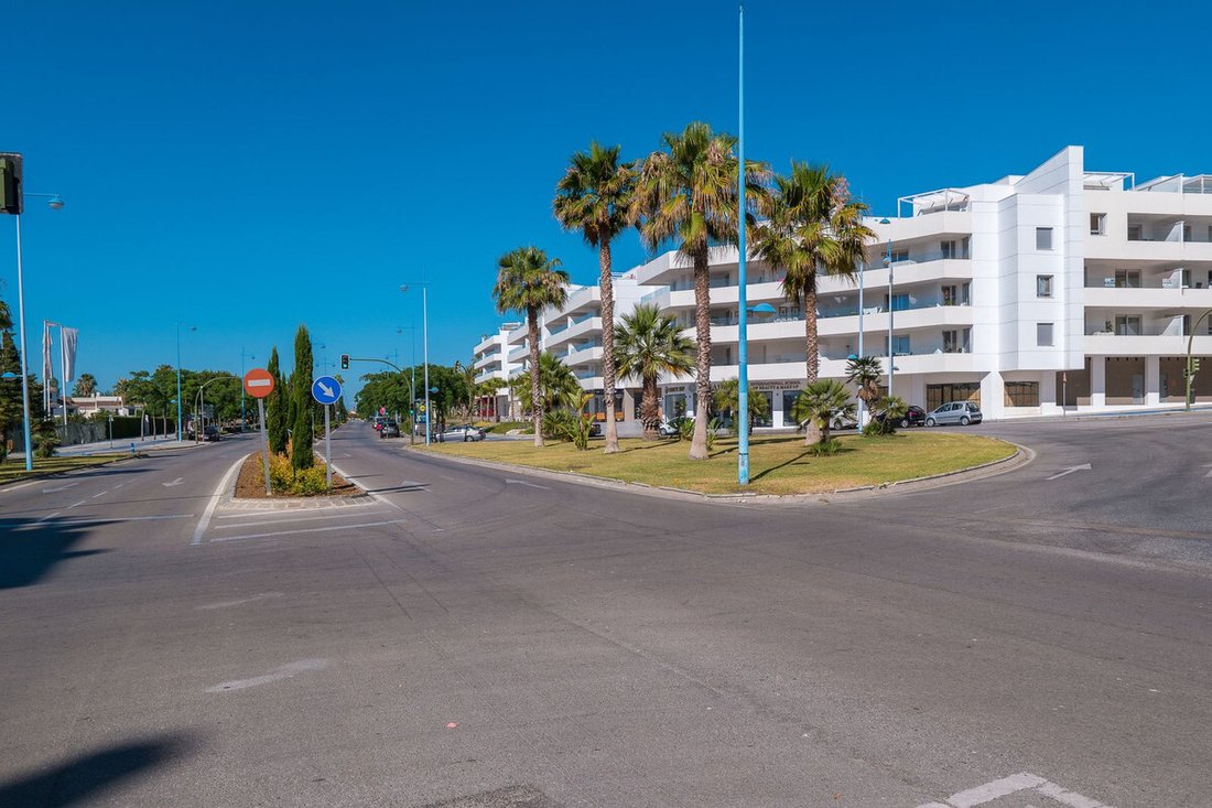 Apartment in San Pedro de Alcantara, Andalusia, Spain 2 - 17471728