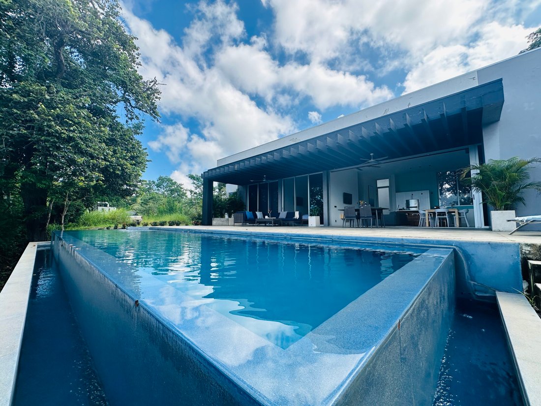 Villa in San Juanillo, Guanacaste Province, Costa Rica 1 - 17472033