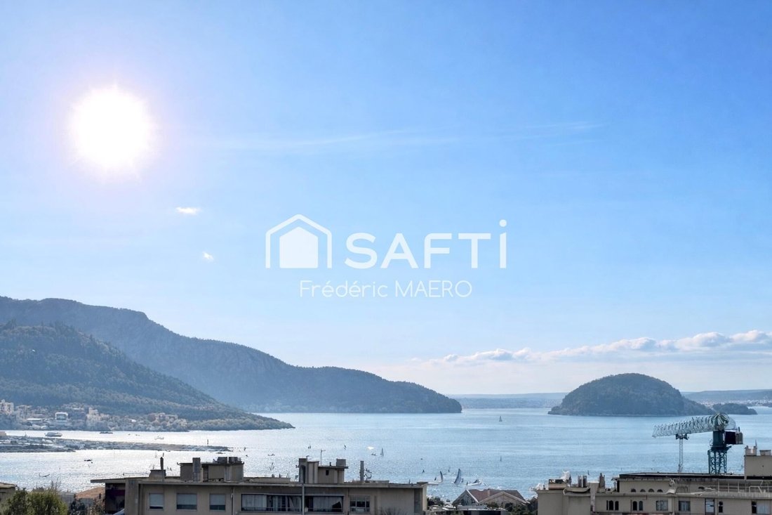 Apartment in Pointe Rouge, 8e Arrondissement, Marseille 3 - 17474924