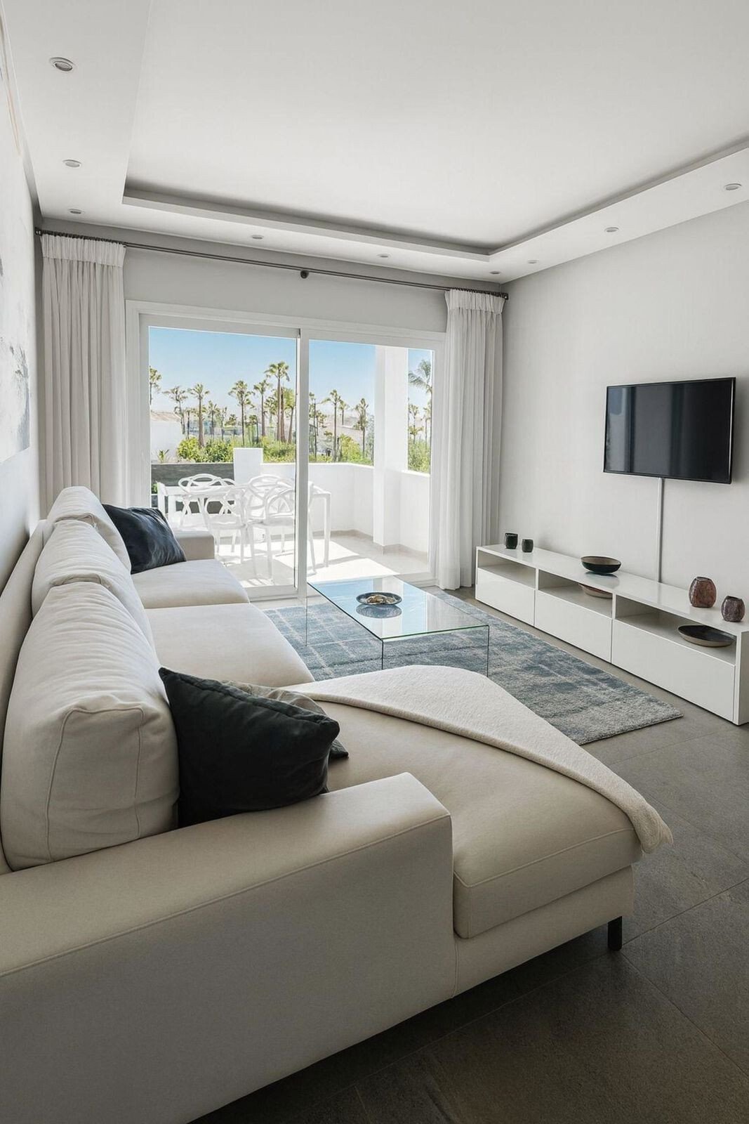 Apartment in Cancelada, Estepona, Andalusia 4 - 17471686