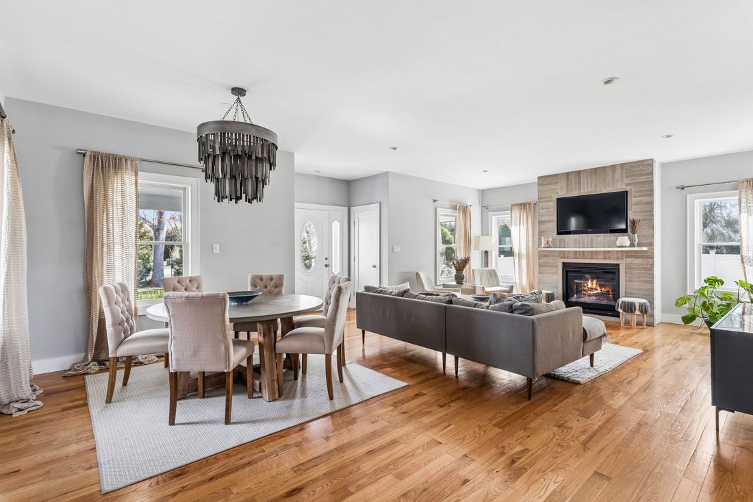 Shelter Island Heights, New York, United States 4 - 17471722
