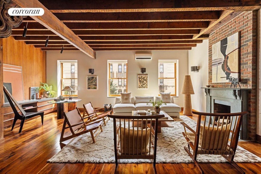 House in New York, New York, United States 1 - 17473406