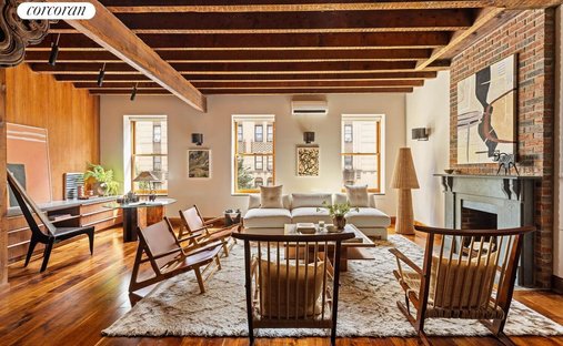 House in New York, New York, United States 1