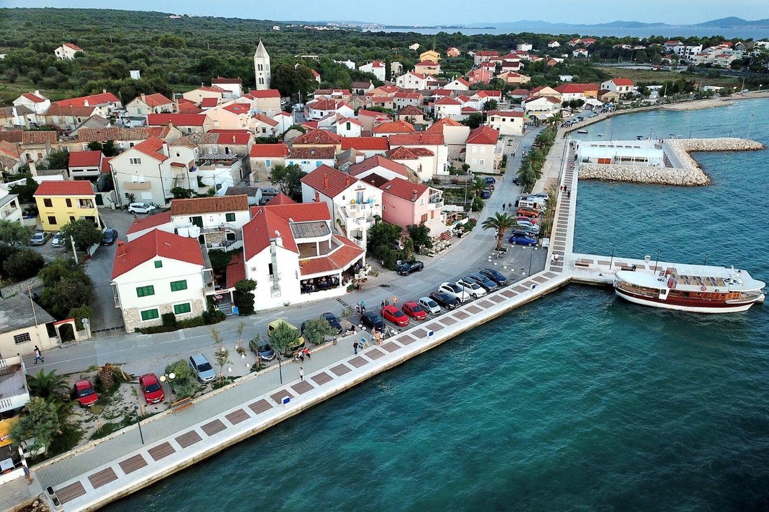 Land in Petrcane, Zadar County, Croatia 1 - 17474151