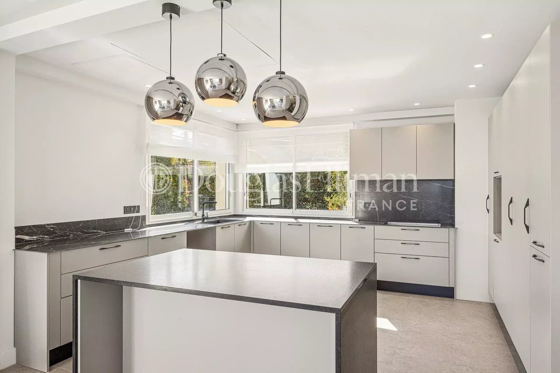 Villa in Juan les Pins-Gallice, Antibes, France 5 - 17471665
