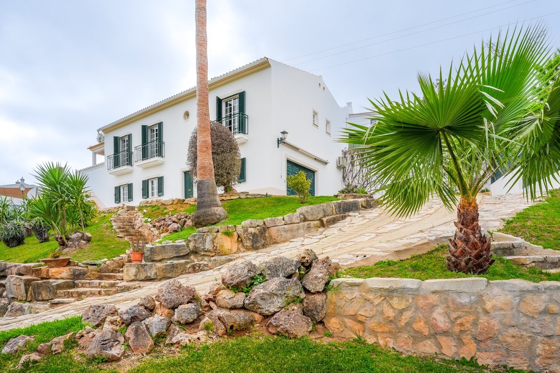 House in Loule (Sao Clemente), Algarve, Portugal 1 - 15910993