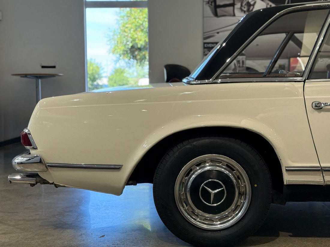 Cabriolet in San Francisco, CA 4 - 17472069