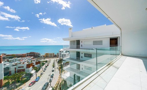 Penthouse in Fuengirola, Andalusia, Spain 1