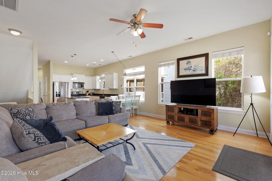 Condo in Carolina Beach, North Carolina, United States 4 - 17472980