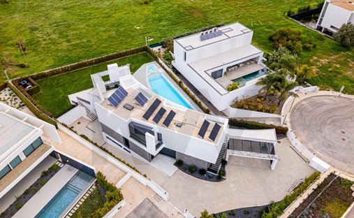 House in Quarteira, Algarve, Portugal 1