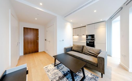 Apartment in Holborn, Camden, England 1