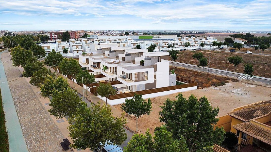 Villa in Pilar de la Horadada, Valencian Community, Spain 3 - 17474245