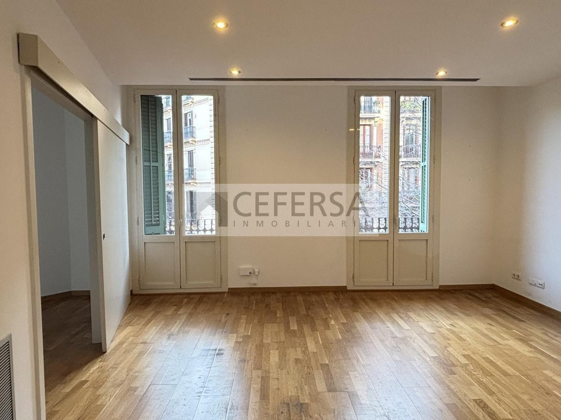Apartment in Eixample, Barcelona, Spain 5 - 17474146
