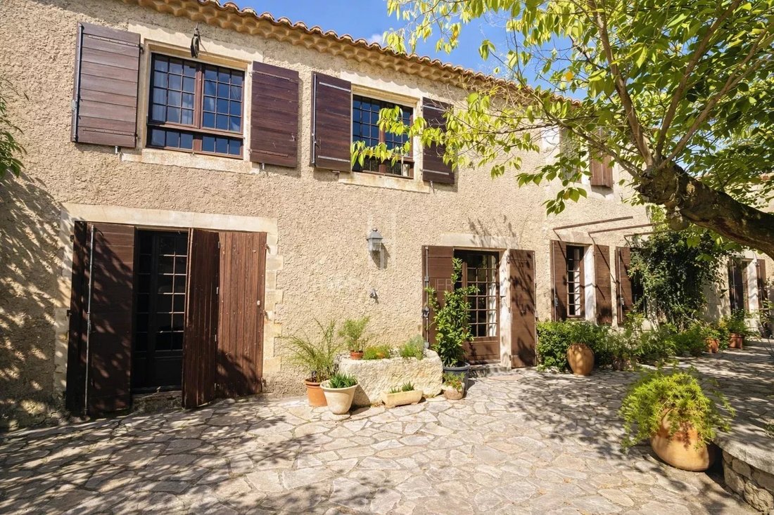 Maisons de campagne à Mouriès, Provence-Alpes-Côte d'Azur, France 2 - 16289359