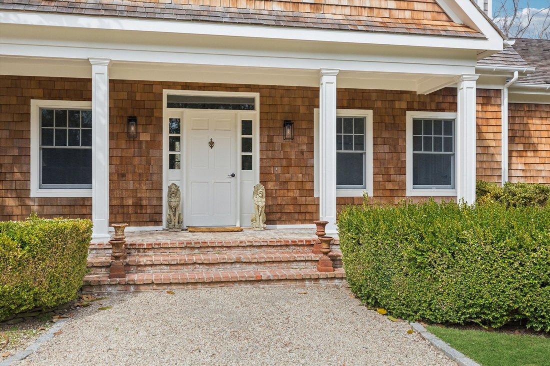 Sag Harbor, New York, United States 3 - 17471737