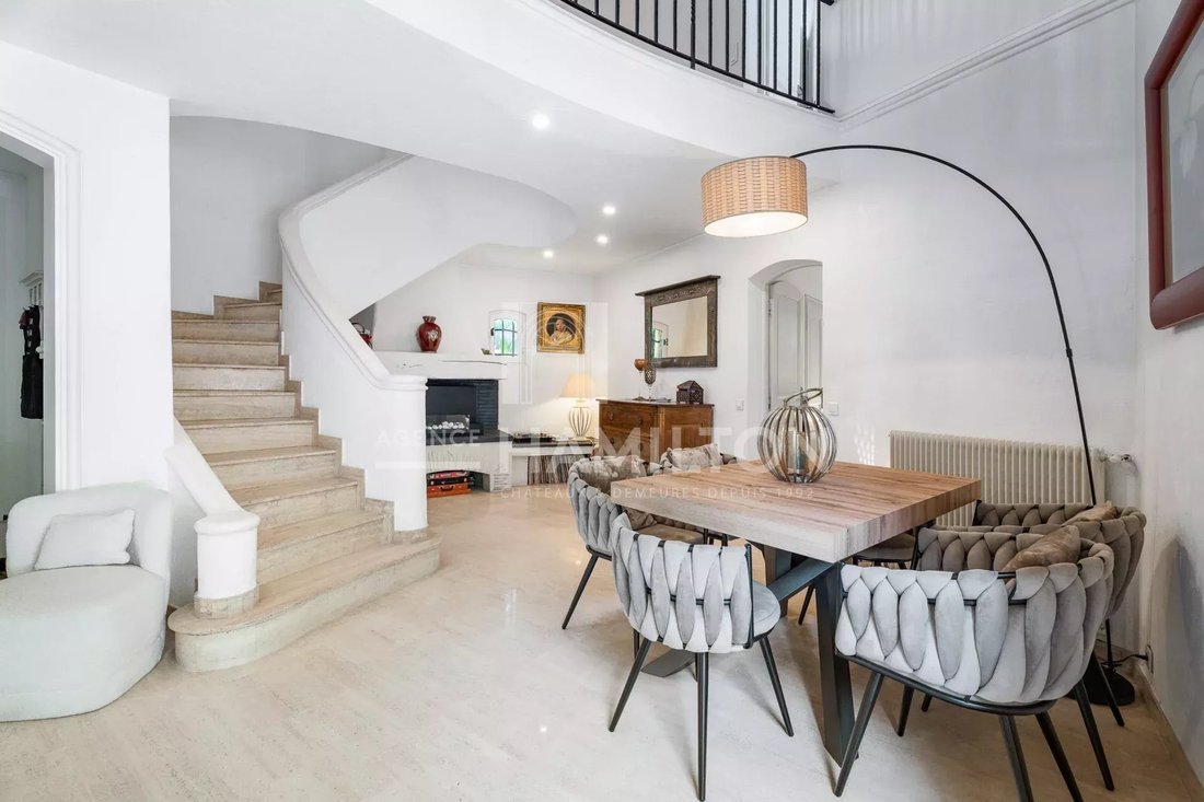House in Broussailles, Cannes, France 4 - 16480176