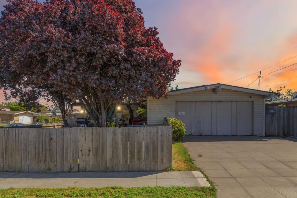 House in Hayward, California, United States 1 - 17472739