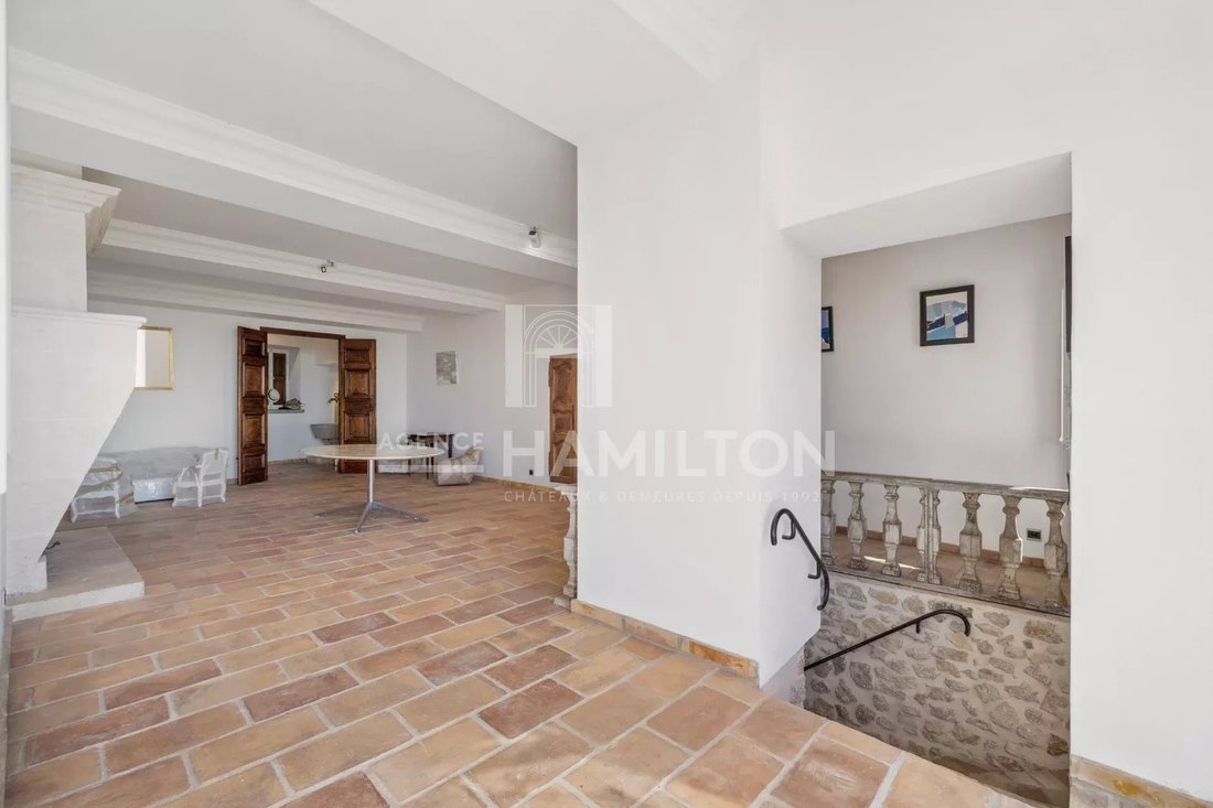 House in Châteauneuf-Grasse, Provence-Alpes-Côte d'Azur, France 4 - 17442937
