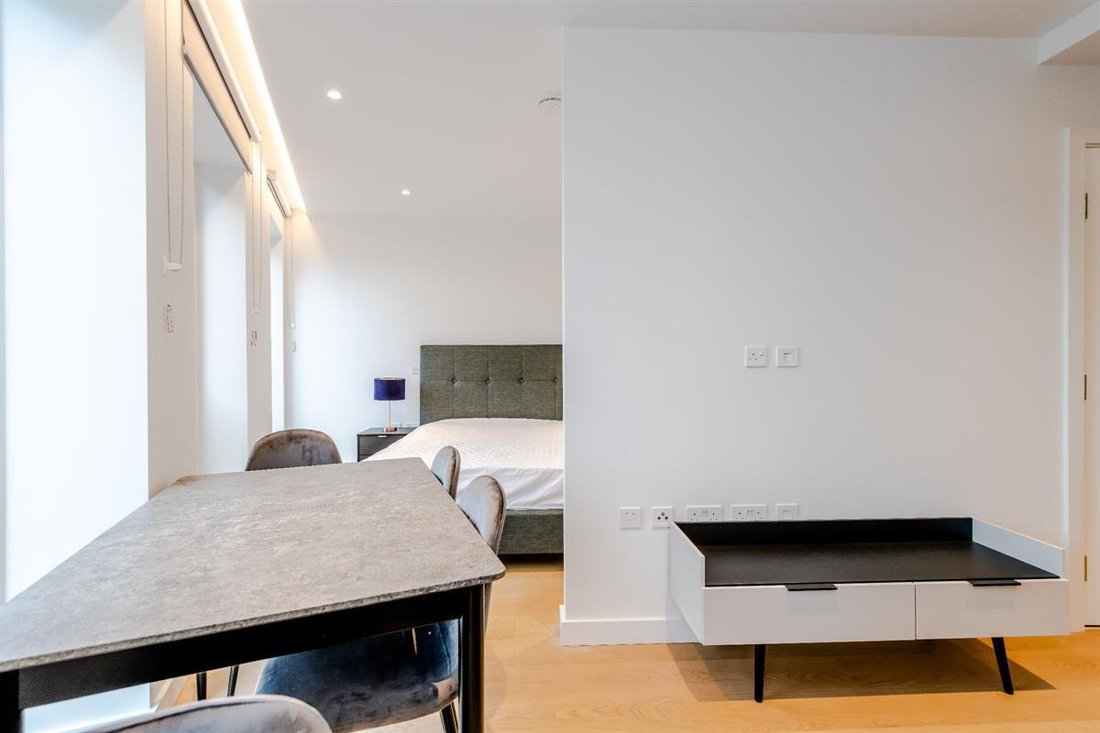 Apartment in Holborn, Camden, England 5 - 17470788