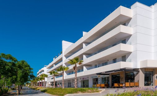 Apartment in San Pedro de Alcantara, Andalusia, Spain 1