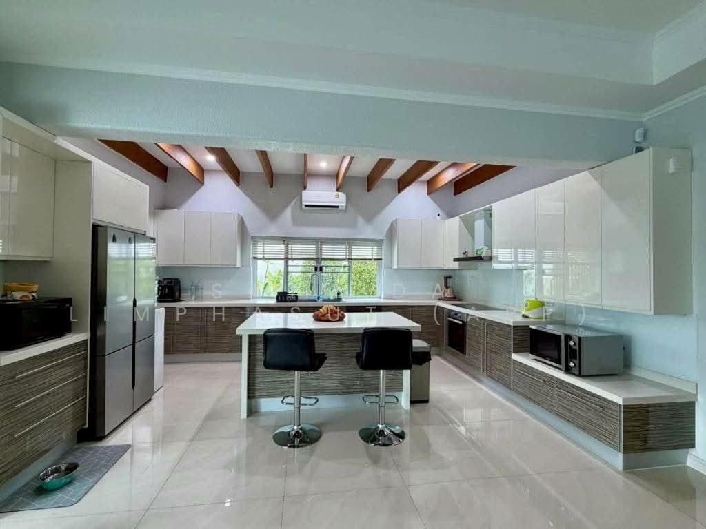 Villa in Pong, Chon Buri, Thailand 4 - 17472526