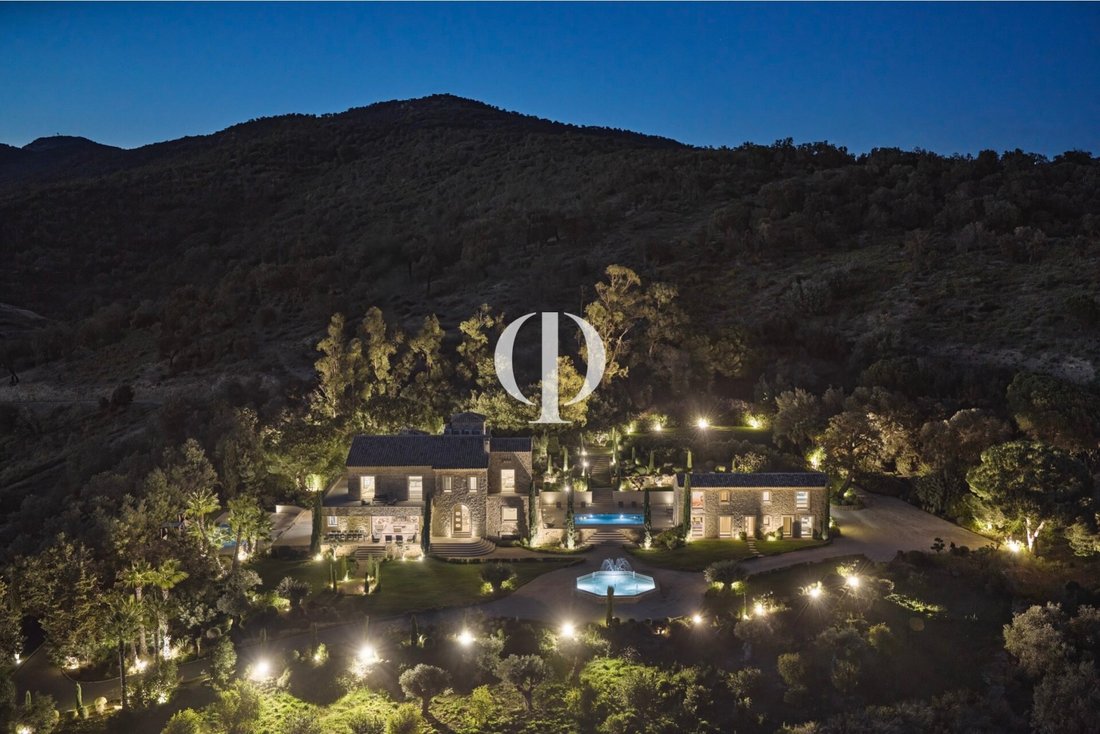 Estate in Nartelle-Noyer-Bellevue-bd des Sardinaux, Sainte-Maxime, France 2 - 17473798