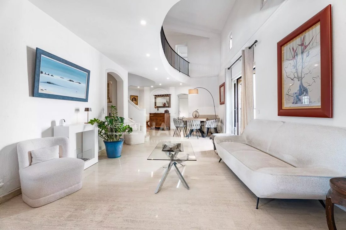 House in Broussailles, Cannes, France 5 - 16480176