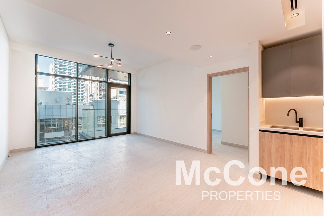 Apartment in JLT / Jumeirah Lakes Towers, Dubai, United Arab Emirates 2 - 17471437
