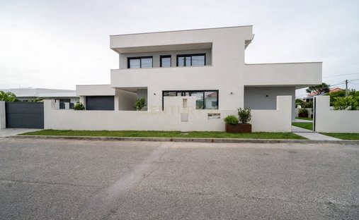 Villa in Amora, Setúbal Municipality, Portugal 1