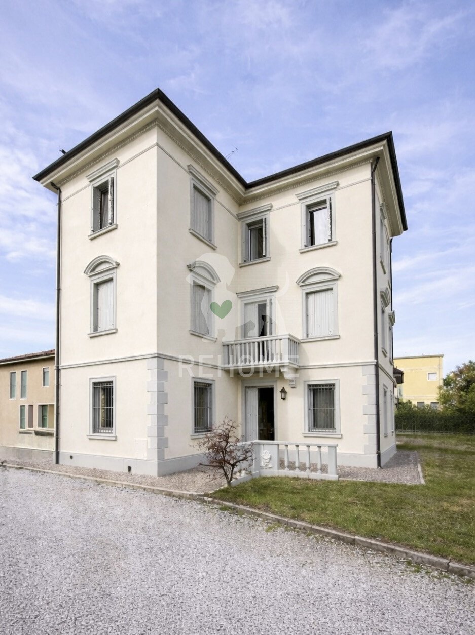 Villa in Pozzuolo del Friuli, Friuli – Venezia Giulia, Italy 3 - 17474499
