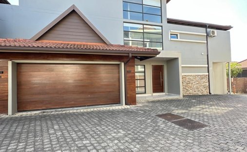 House in Blackburn, KwaZulu-Natal, South Africa 1