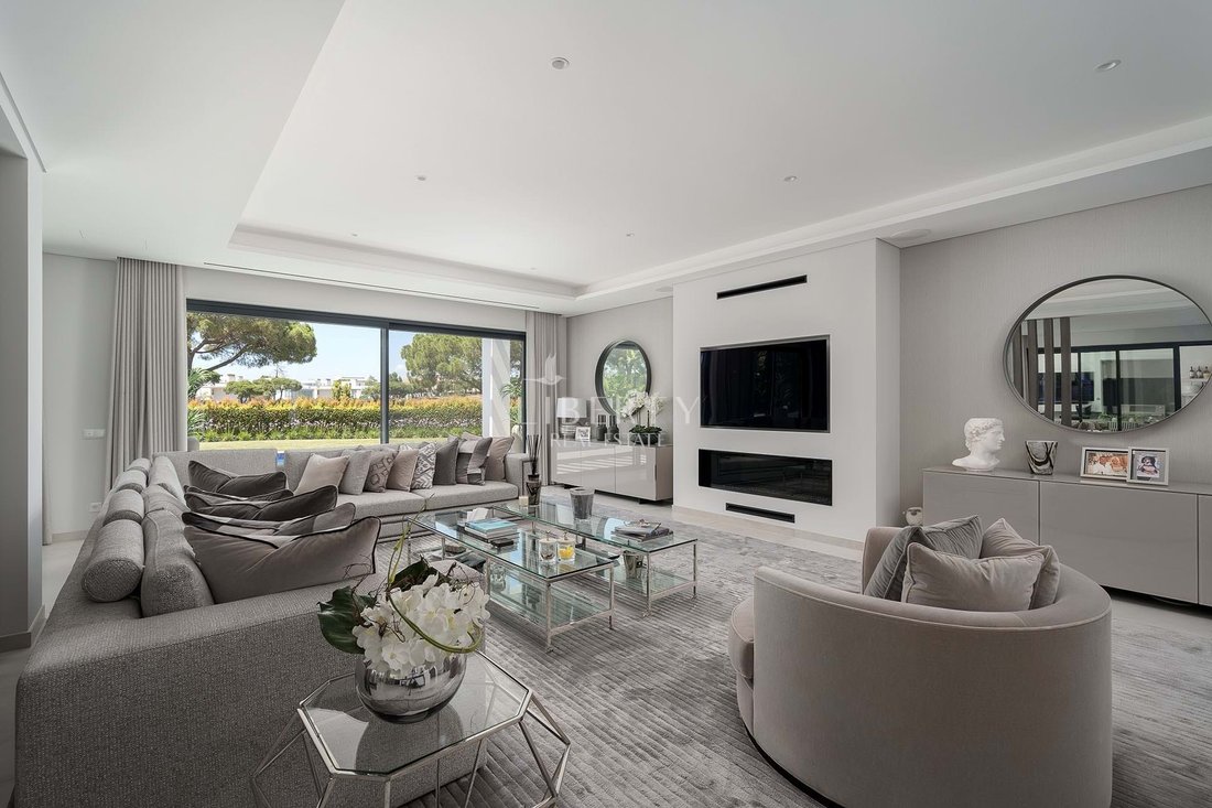 Villa in Quinta do Lago, Almancil, Portugal 2 - 17472578
