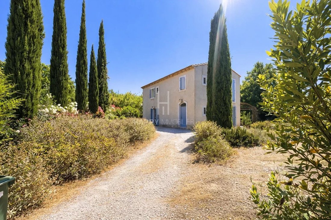 House in Maussane-les-Alpilles, Provence-Alpes-Côte d'Azur, France 4 - 15889889
