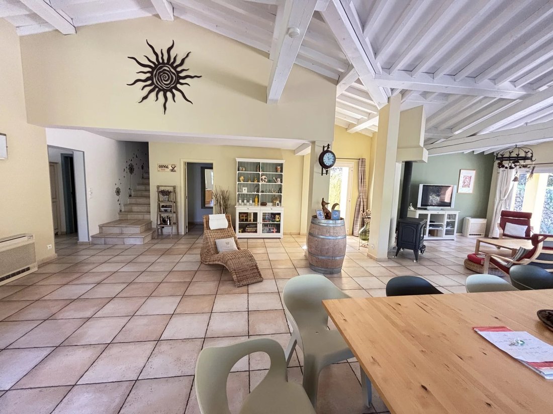 Villa in Bargemon, Provence-Alpes-Côte d'Azur, France 2 - 17474304