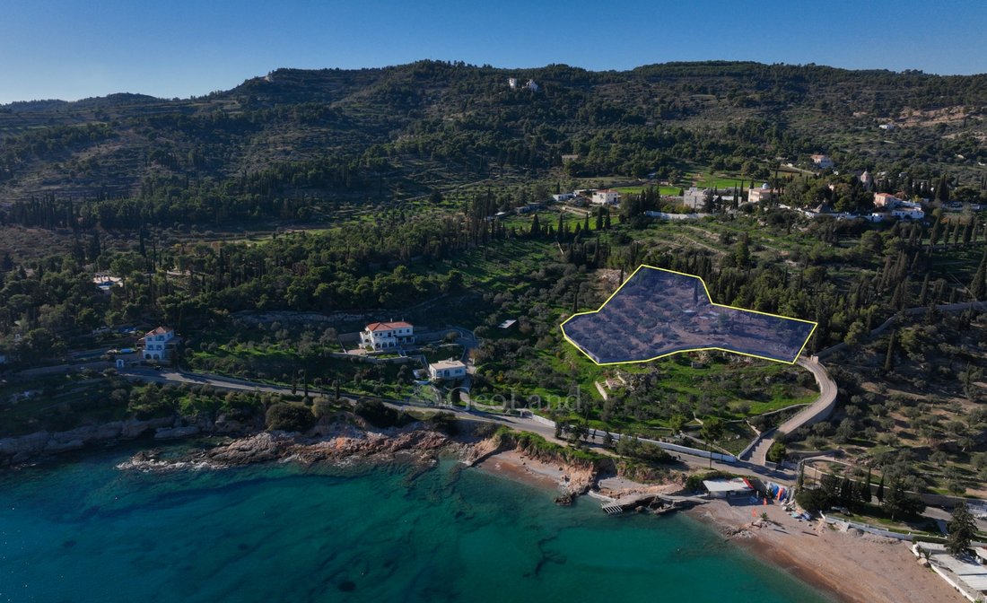 Land in Islands, Attica, Greece 4 - 12936047
