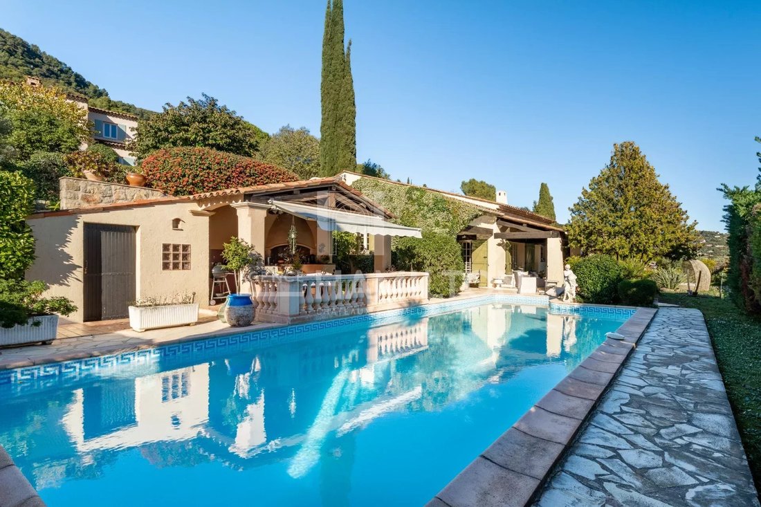 House in Grasse, Provence-Alpes-Côte d'Azur, France 1 - 16706925