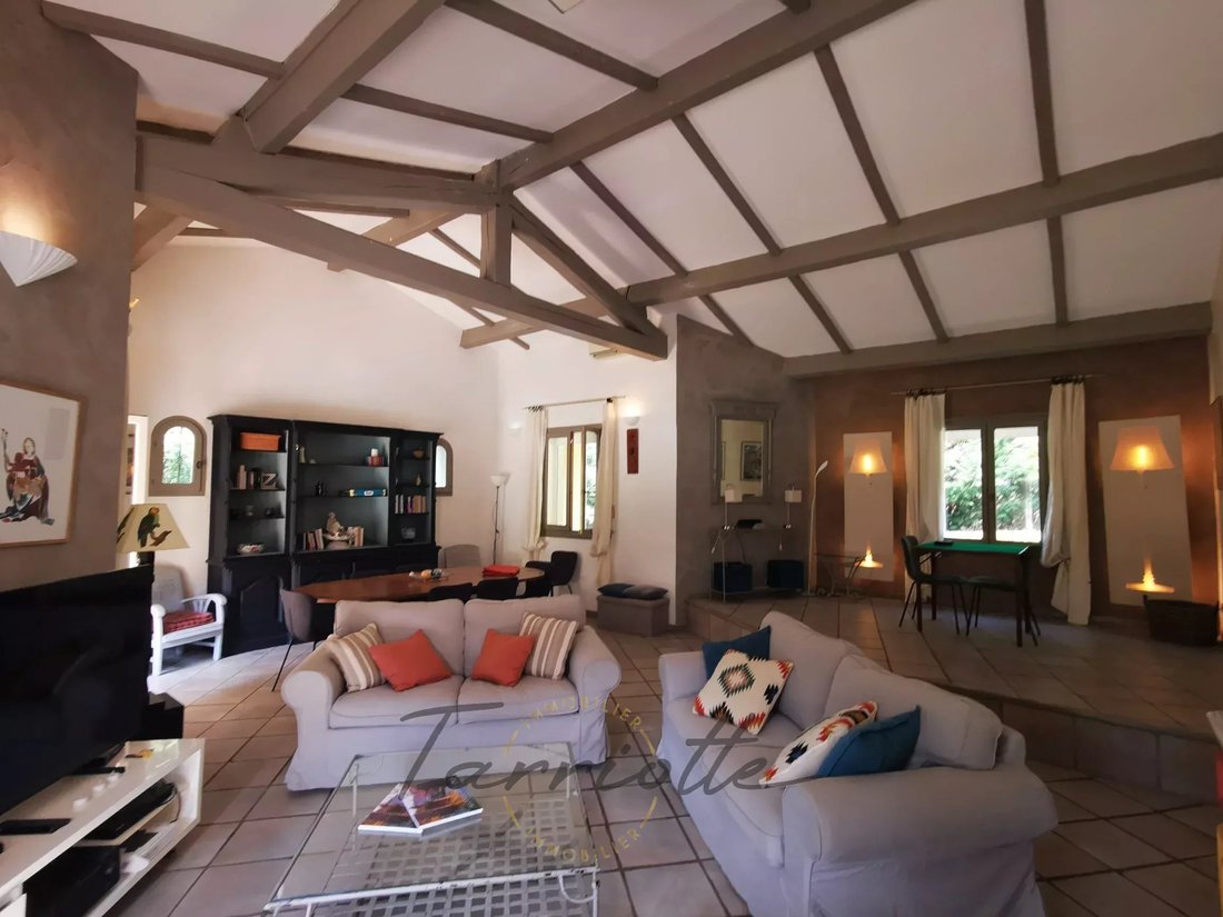 Villa in Allan, Auvergne-Rhône-Alpes, France 4 - 15830805