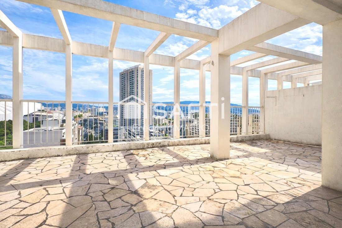 Apartment in Pointe Rouge, 8e Arrondissement, Marseille 2 - 17474924